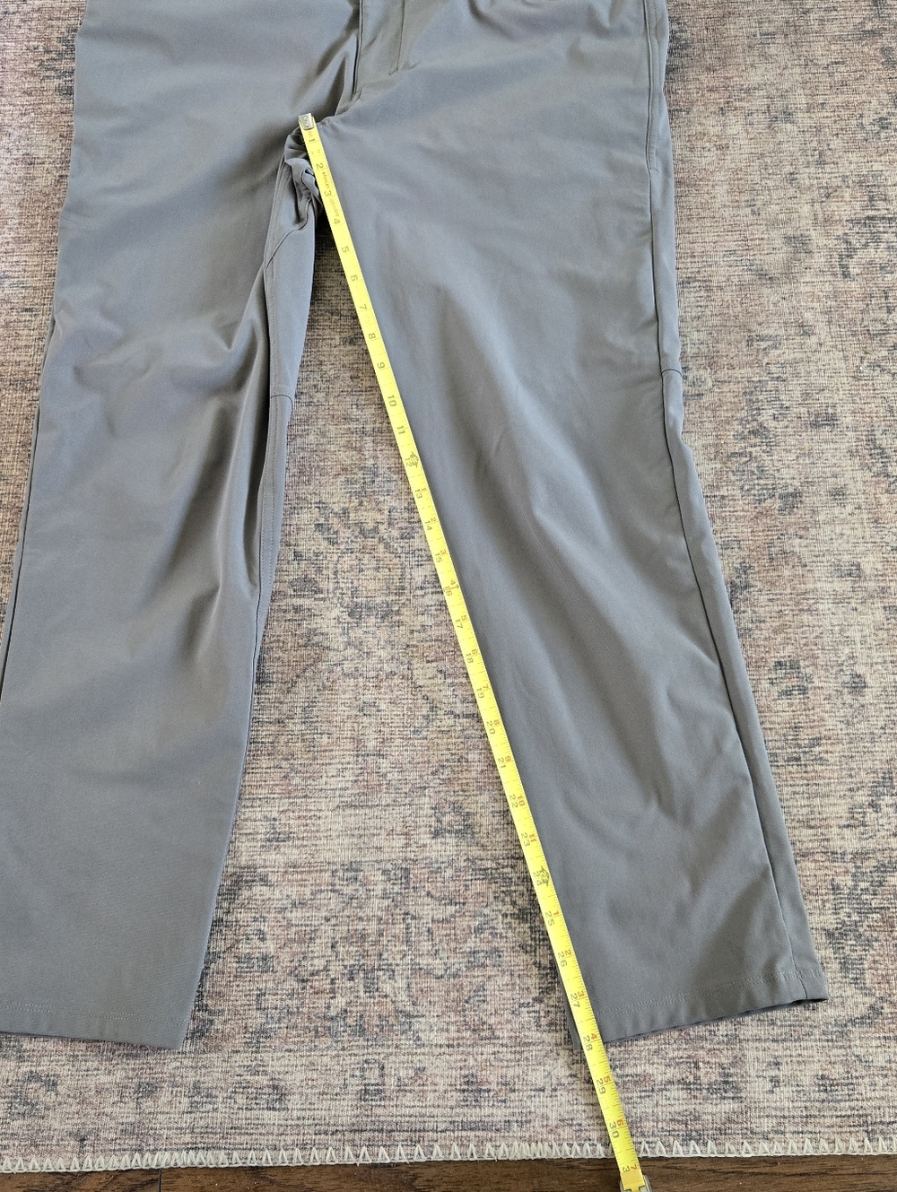 Lululemon ABC Pant Slim Men's Casual Pants Size 33/28" Inseam Warpstreme Gray - Picture 5 of 9
